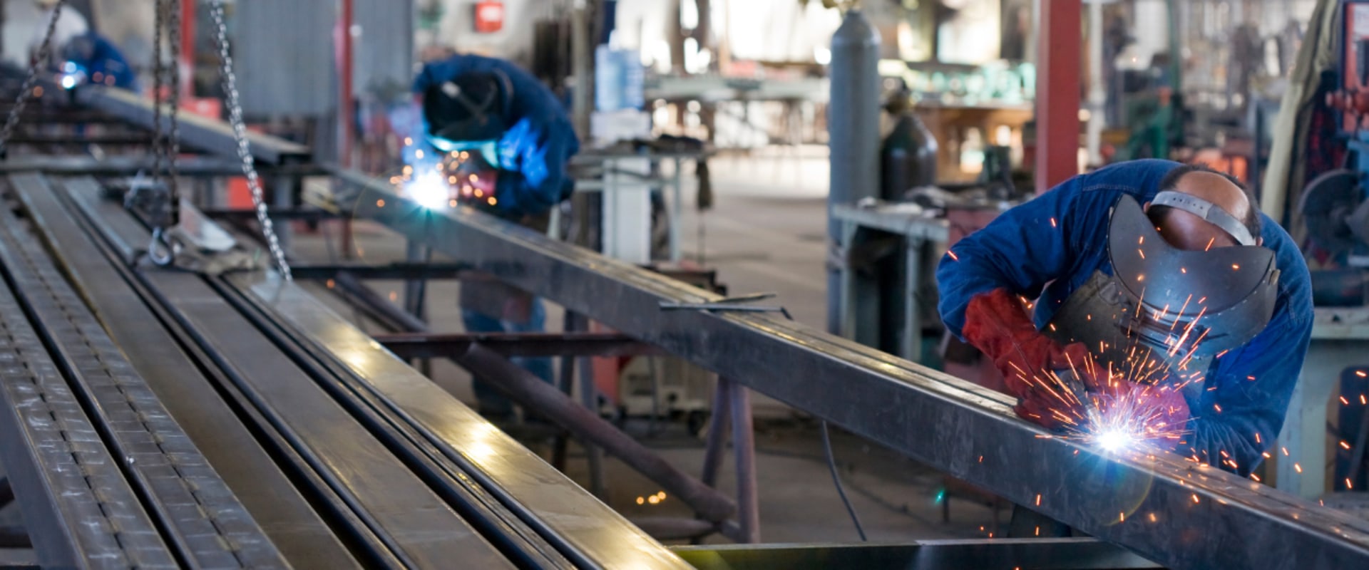 Mobile Welding Vs. Traditional Welding: Which Is More Cost-Effective For Construction Projects?